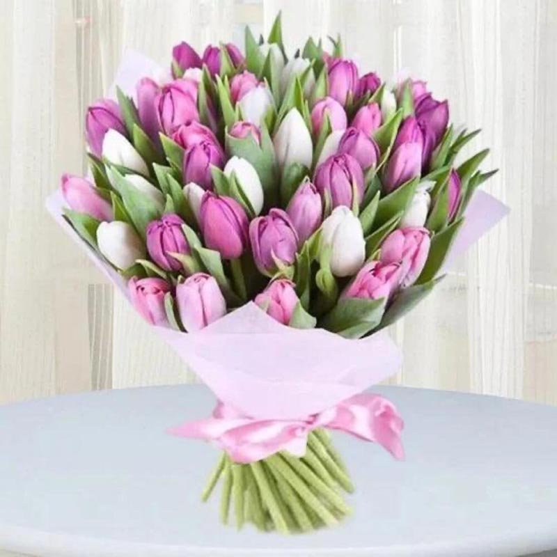 Pink-And-White-Tulip-Bouquets Pink-And-White-Tulip-Bouquets