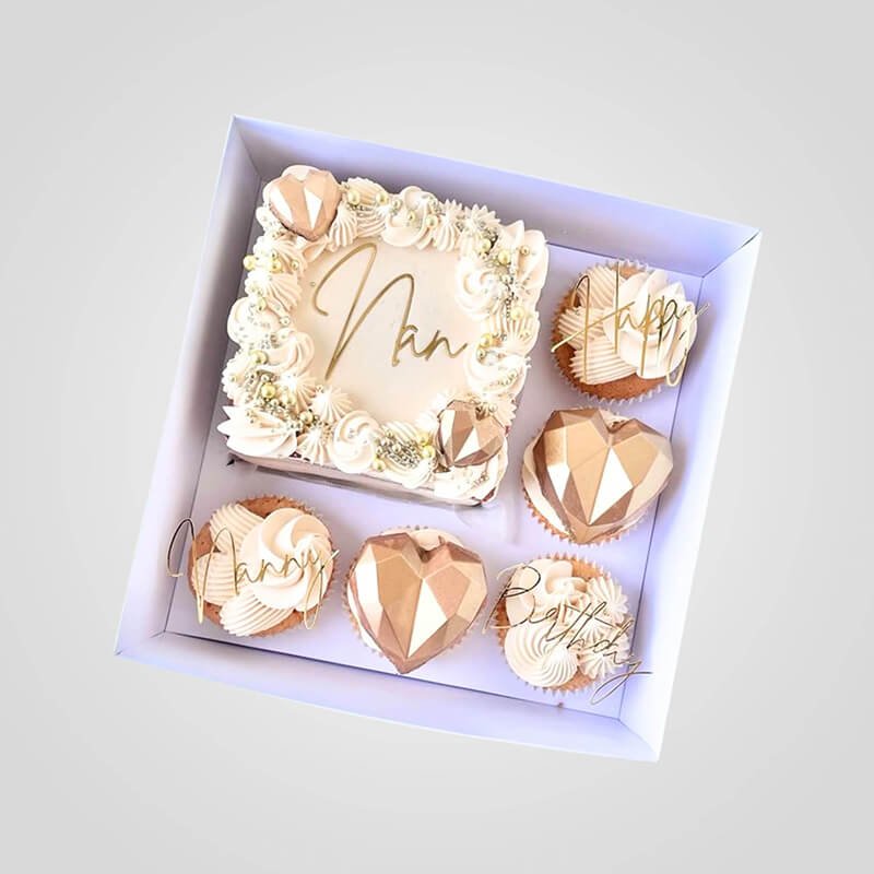 Golden Geometric Heart Gift Box Cake Golden Geometric Heart Gift Box Cake